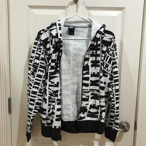 nike zip up hoodie
